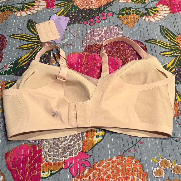 Honeylove CrossOver Bra - Picture 3 of 7